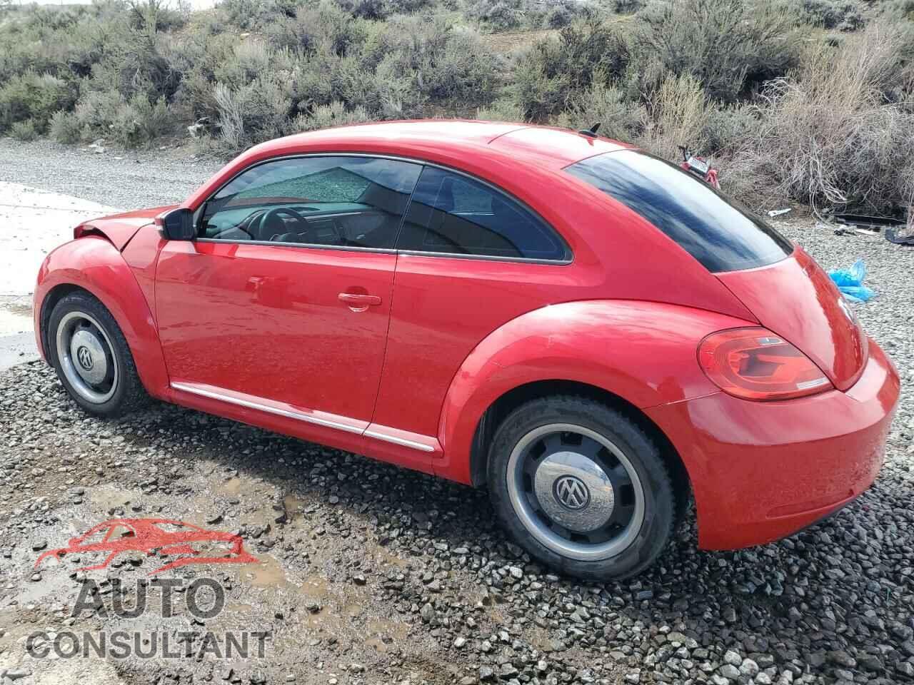 VOLKSWAGEN BEETLE 2013 - 3VWJP7AT8DM616417
