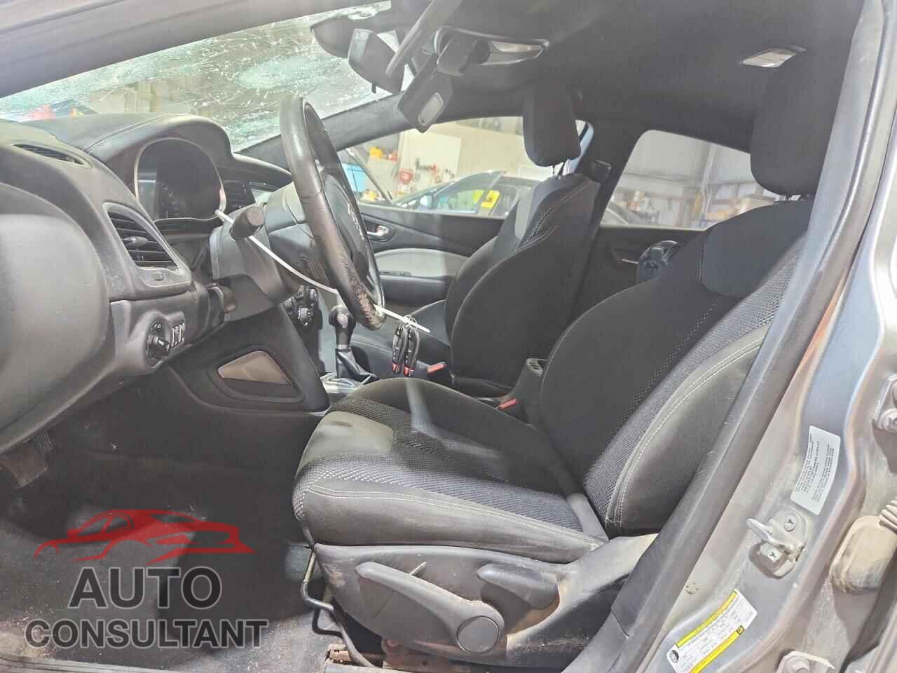 DODGE DART 2015 - 1C3CDFBB6FD421620
