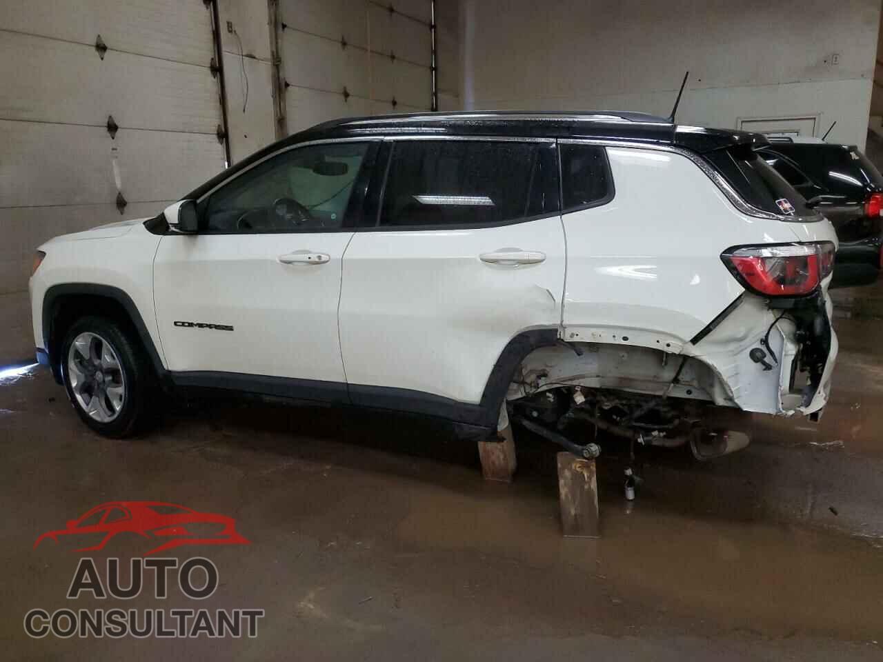 JEEP COMPASS 2018 - 3C4NJDCB4JT398051