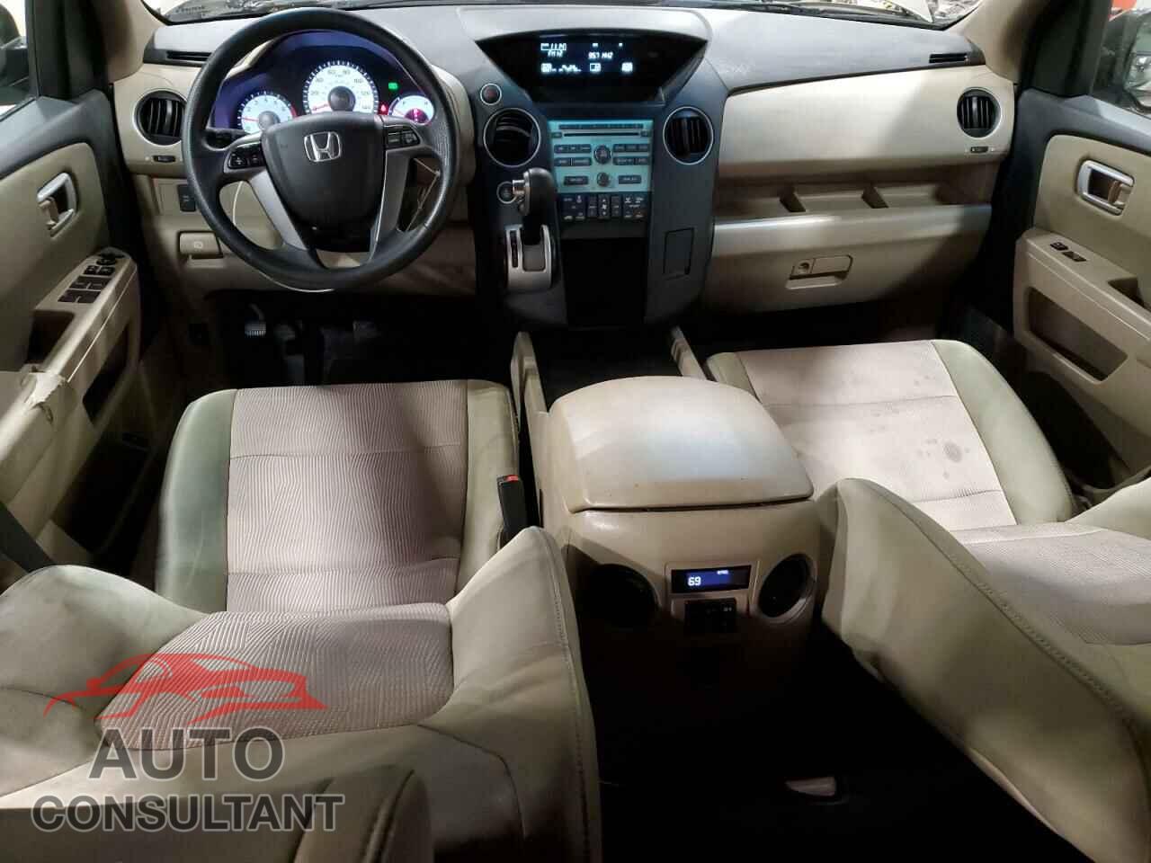 HONDA PILOT 2011 - 5FNYF4H44BB080620