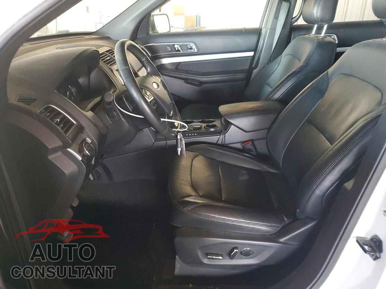 FORD EXPLORER 2017 - 1FM5K7DH6HGA08014