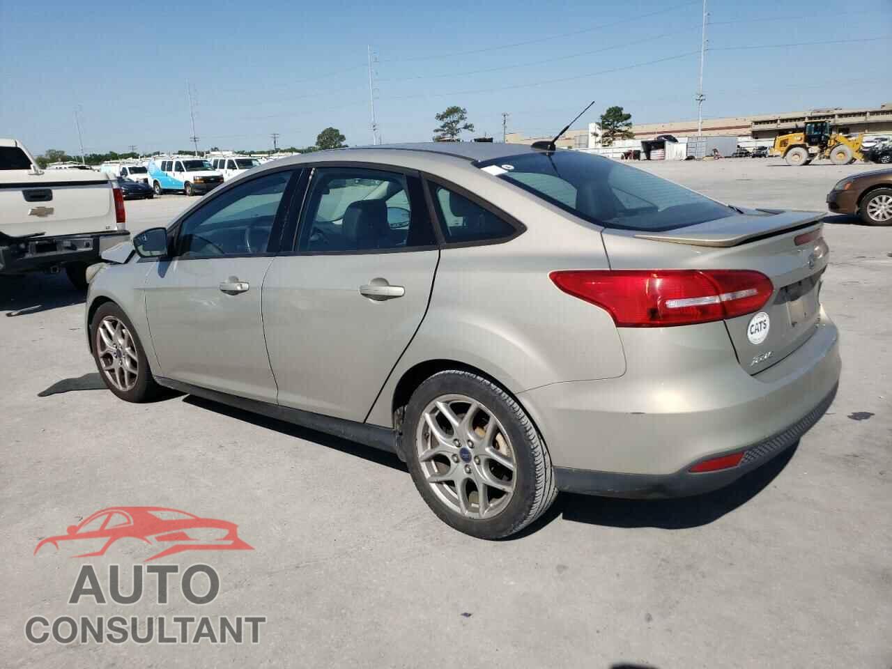 FORD FOCUS 2015 - 1FADP3F2XFL302416