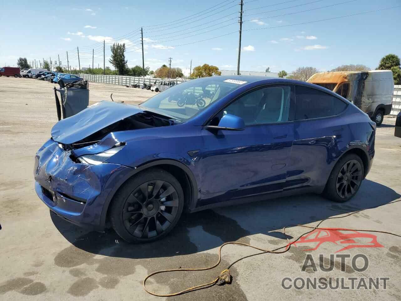 TESLA MODEL Y 2023 - 7SAYGAEE9PF709792