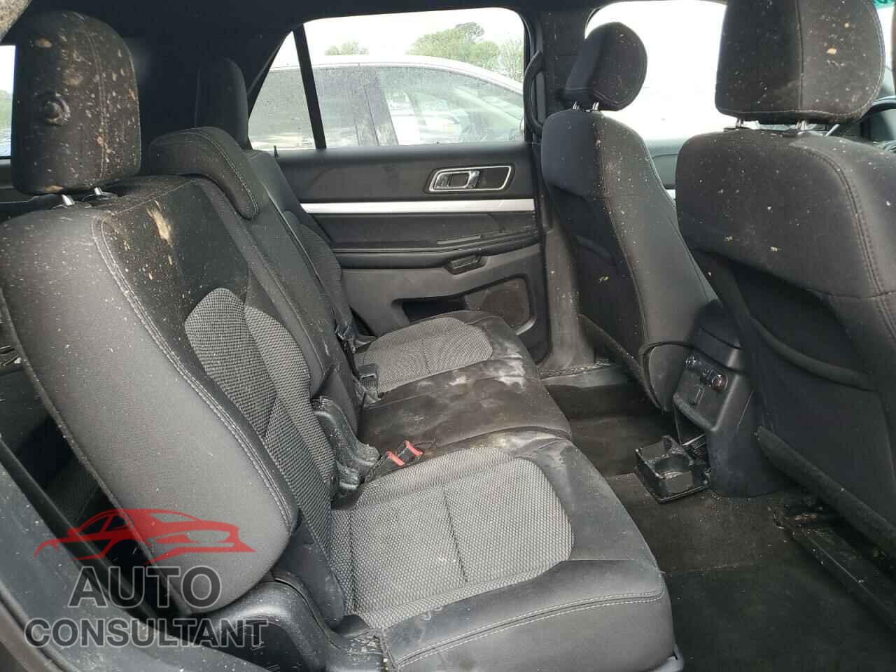 FORD EXPLORER 2017 - 1FM5K7D88HGC02706