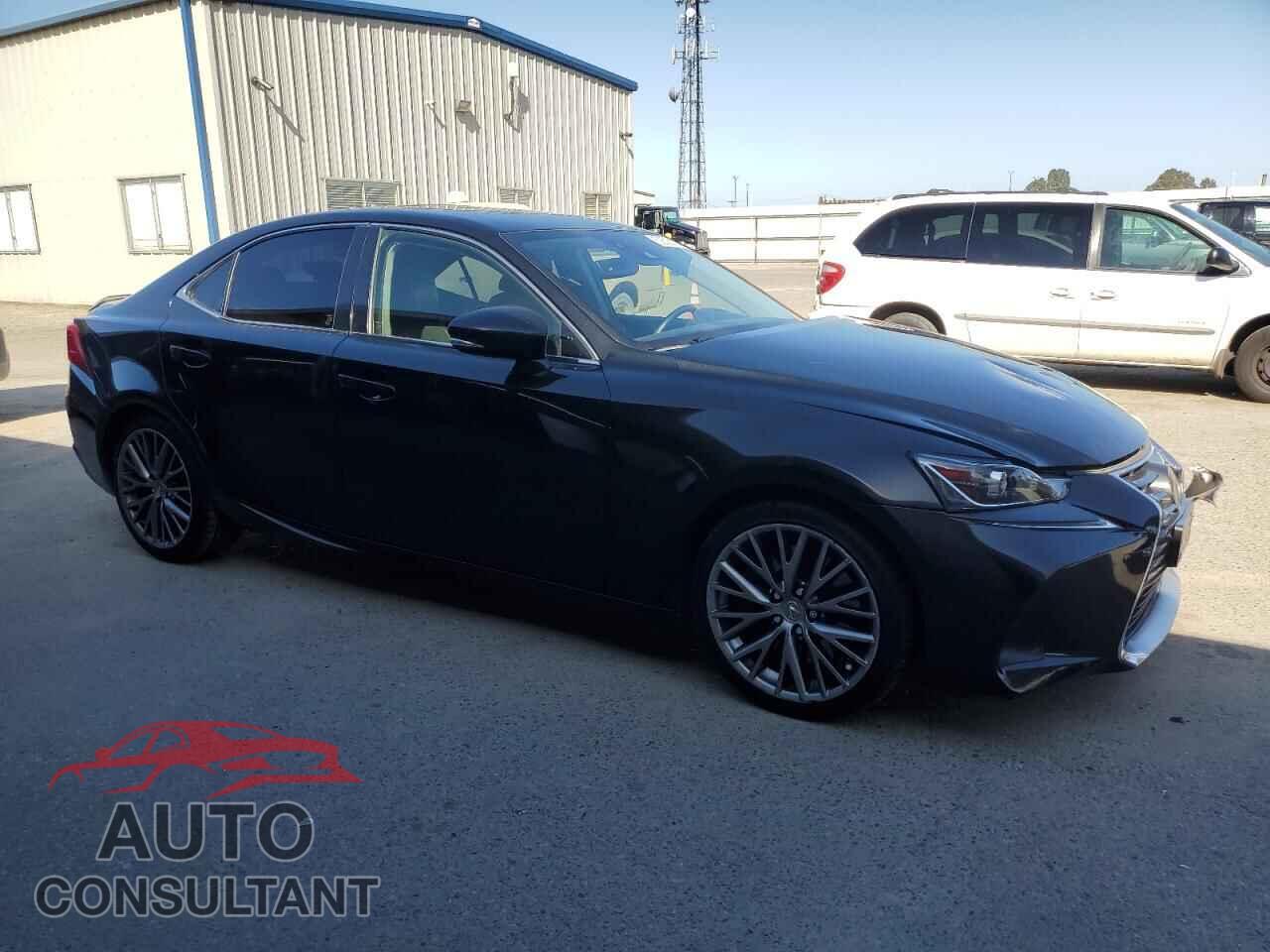 LEXUS IS 2019 - JTHBA1D20K5095087
