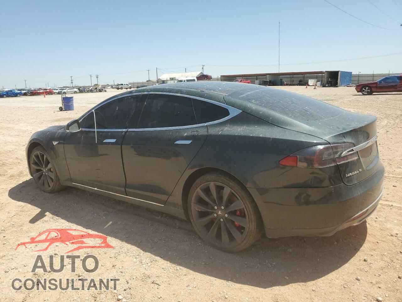 TESLA MODEL S 2014 - 5YJSA1H18EFP49002