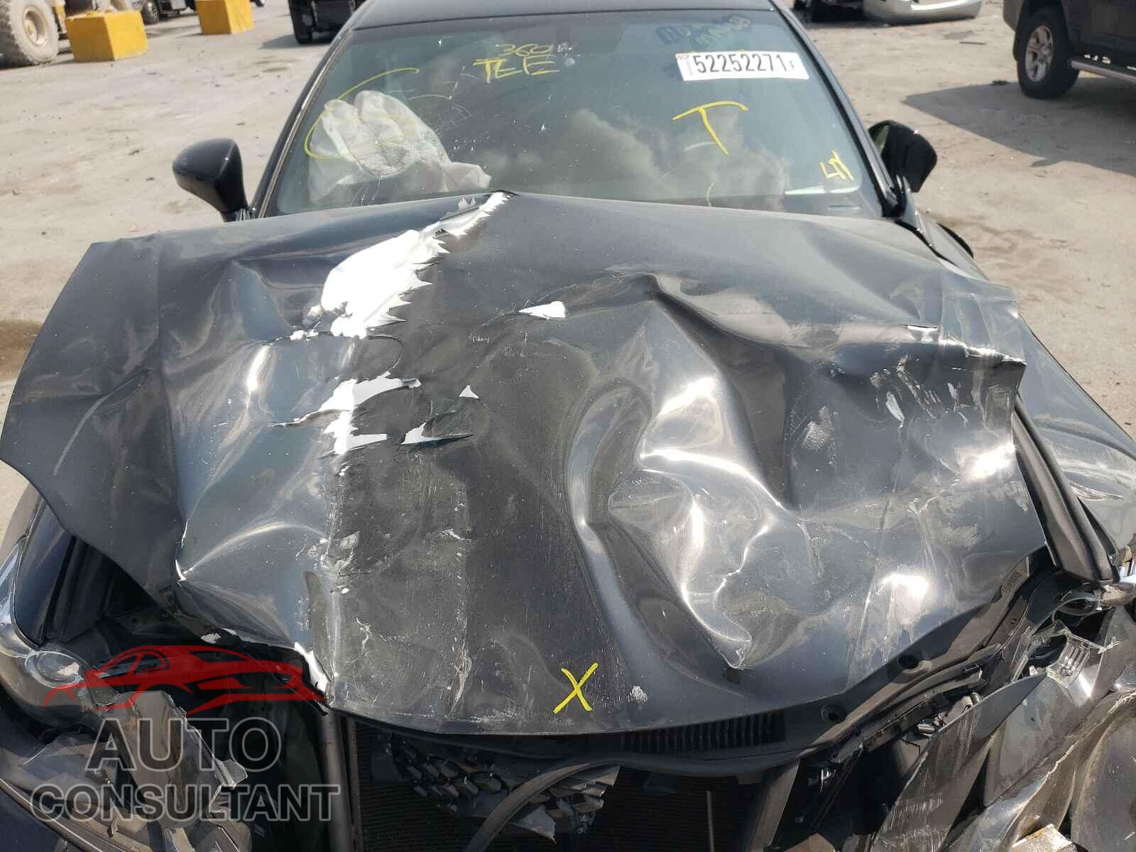 LEXUS IS 2016 - JTHBE1D22G5027384