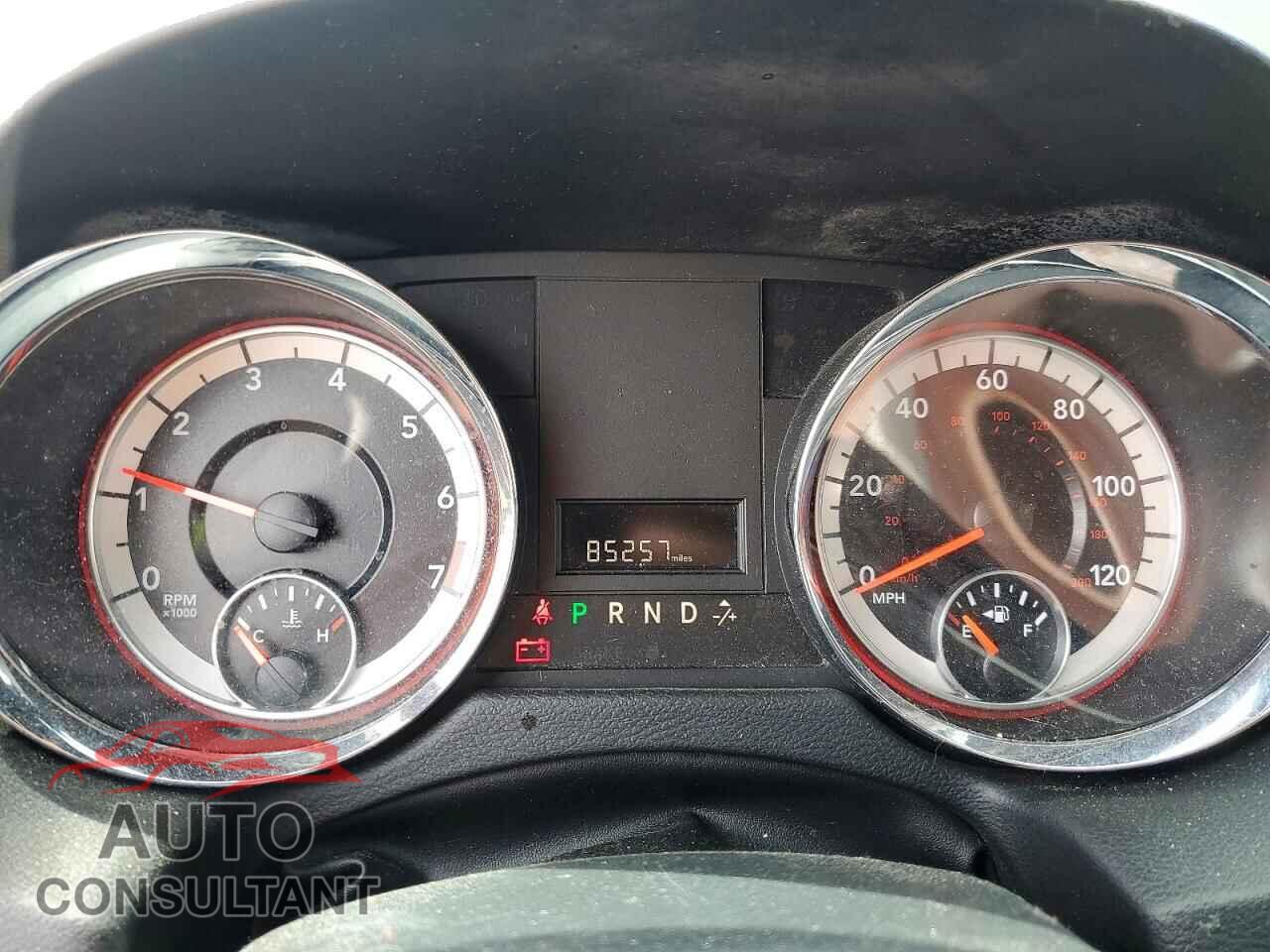 DODGE CARAVAN 2018 - 2C4RDGBG0JR220583
