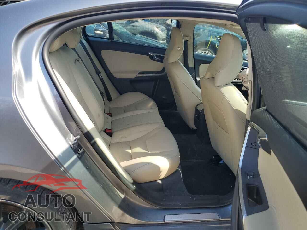VOLVO S60 2018 - LYV402TK2JB161884