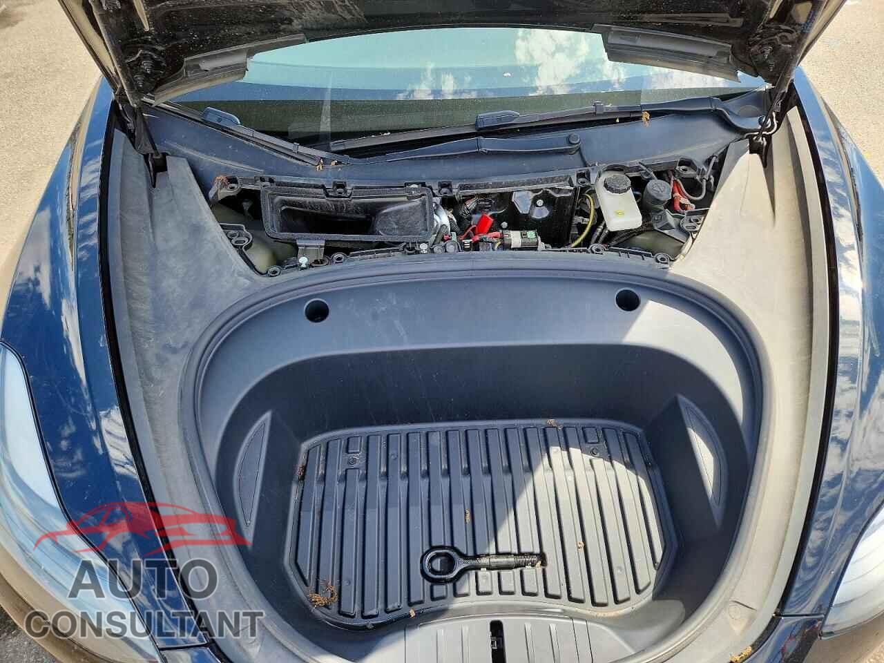TESLA MODEL 3 2023 - 5YJ3E1EA3PF481122
