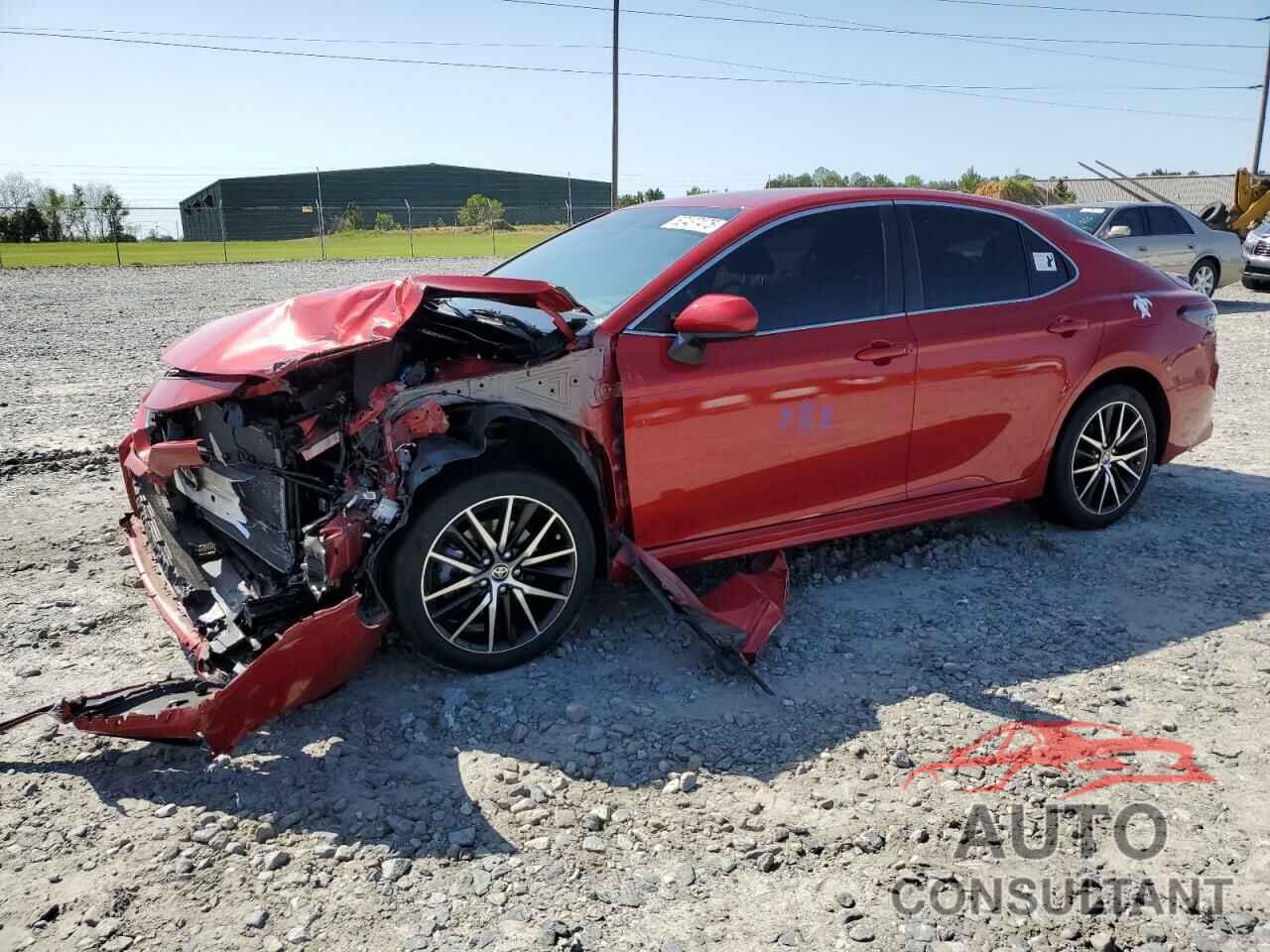 TOYOTA CAMRY 2021 - 4T1G11AKXMU403334