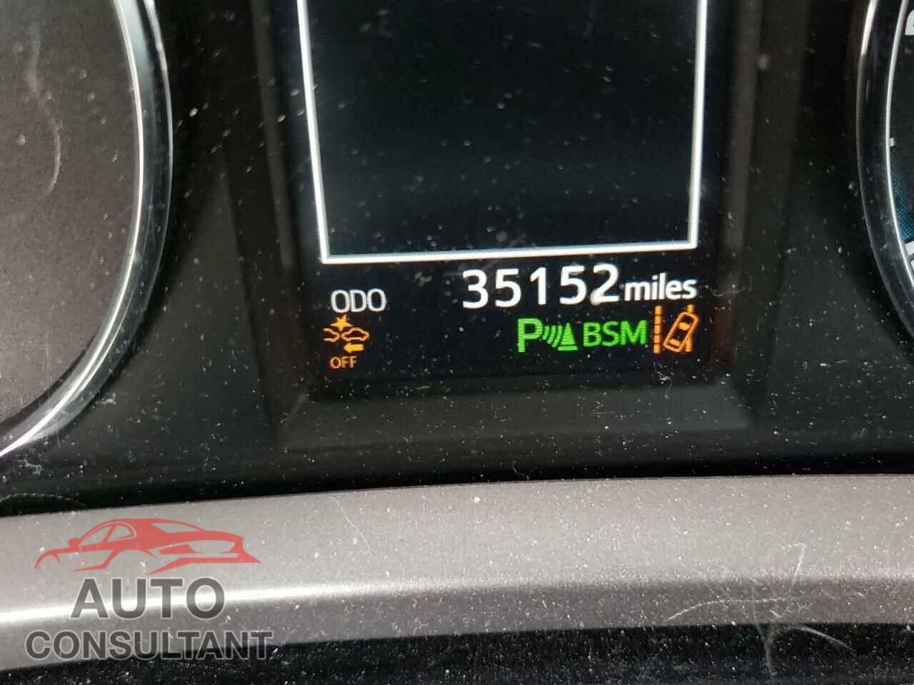TOYOTA RAV4 2018 - JTMDJREV9JD166325