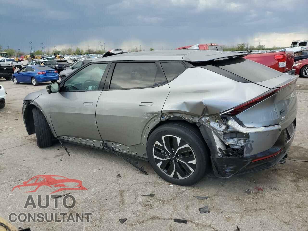 KIA EV6 LIGHT 2023 - KNDC3DLC9P5098105