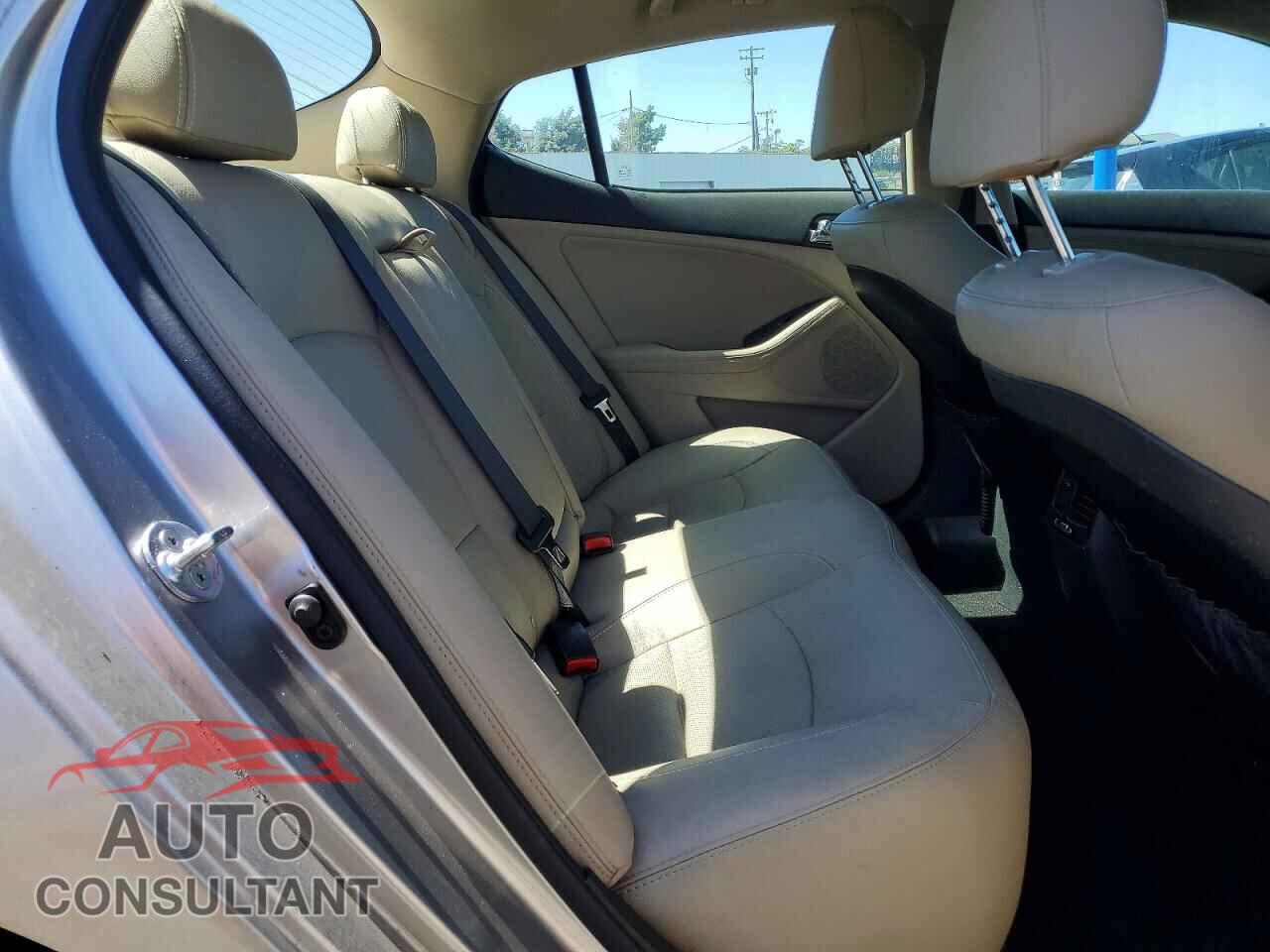 KIA OPTIMA 2012 - 5XXGN4A77CG076174
