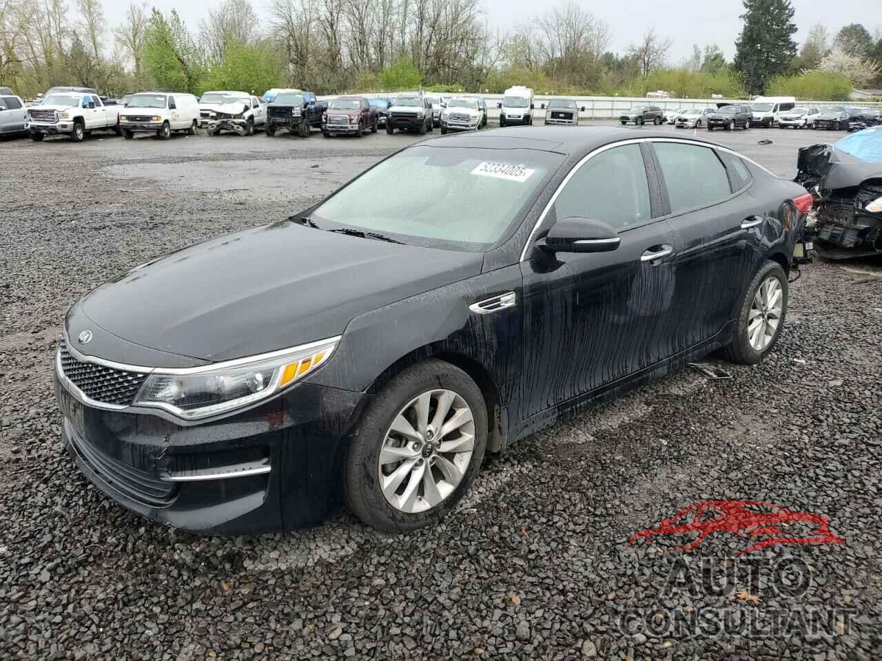 KIA OPTIMA 2018 - 5XXGU4L3XJG208385