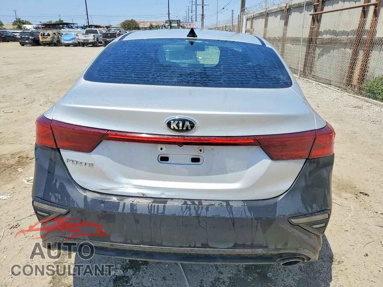 KIA FORTE 2019 - 3KPF24AD1KE069190