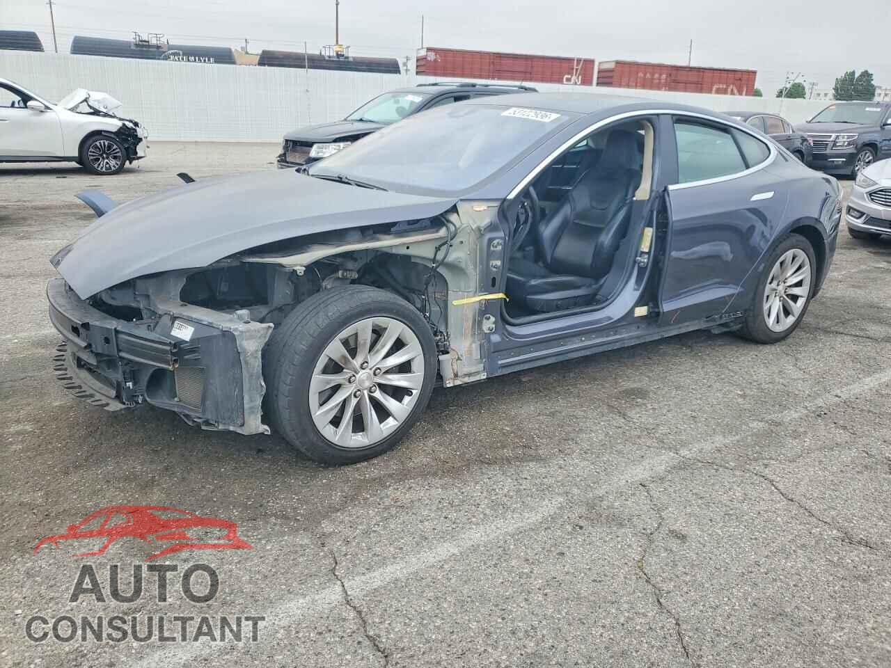 TESLA MODEL S 2016 - 5YJSA1E17GF130057