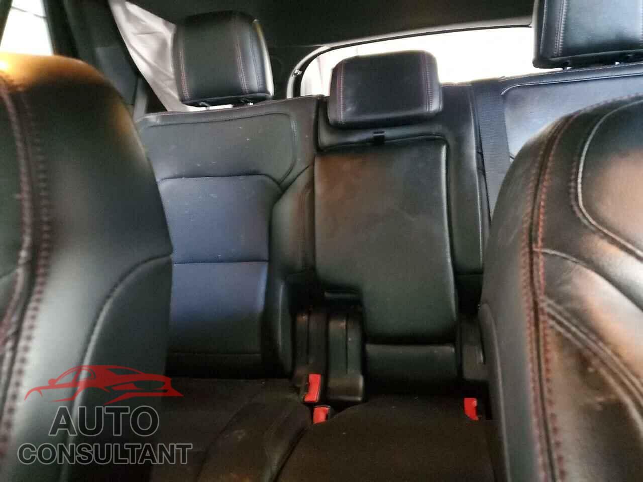 FORD EXPLORER 2017 - 1FM5K8GT7HGA21117