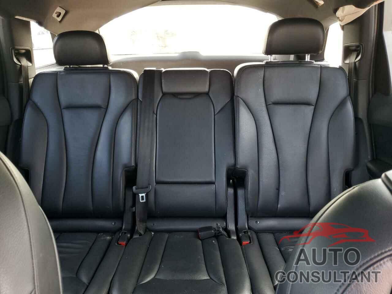AUDI Q7 2019 - WA1AHAF79KD040915