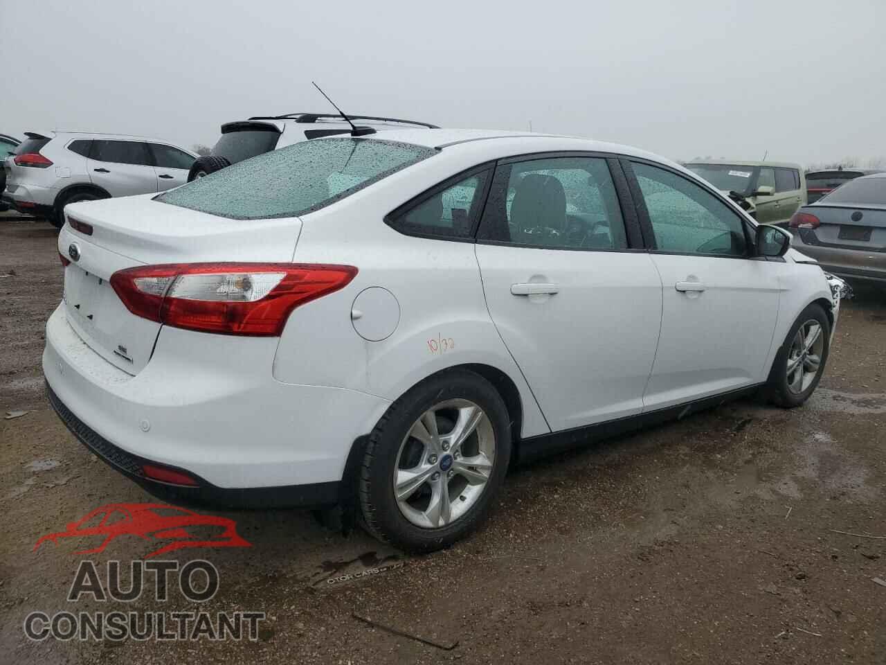 FORD FOCUS 2014 - 1FADP3F22EL213955