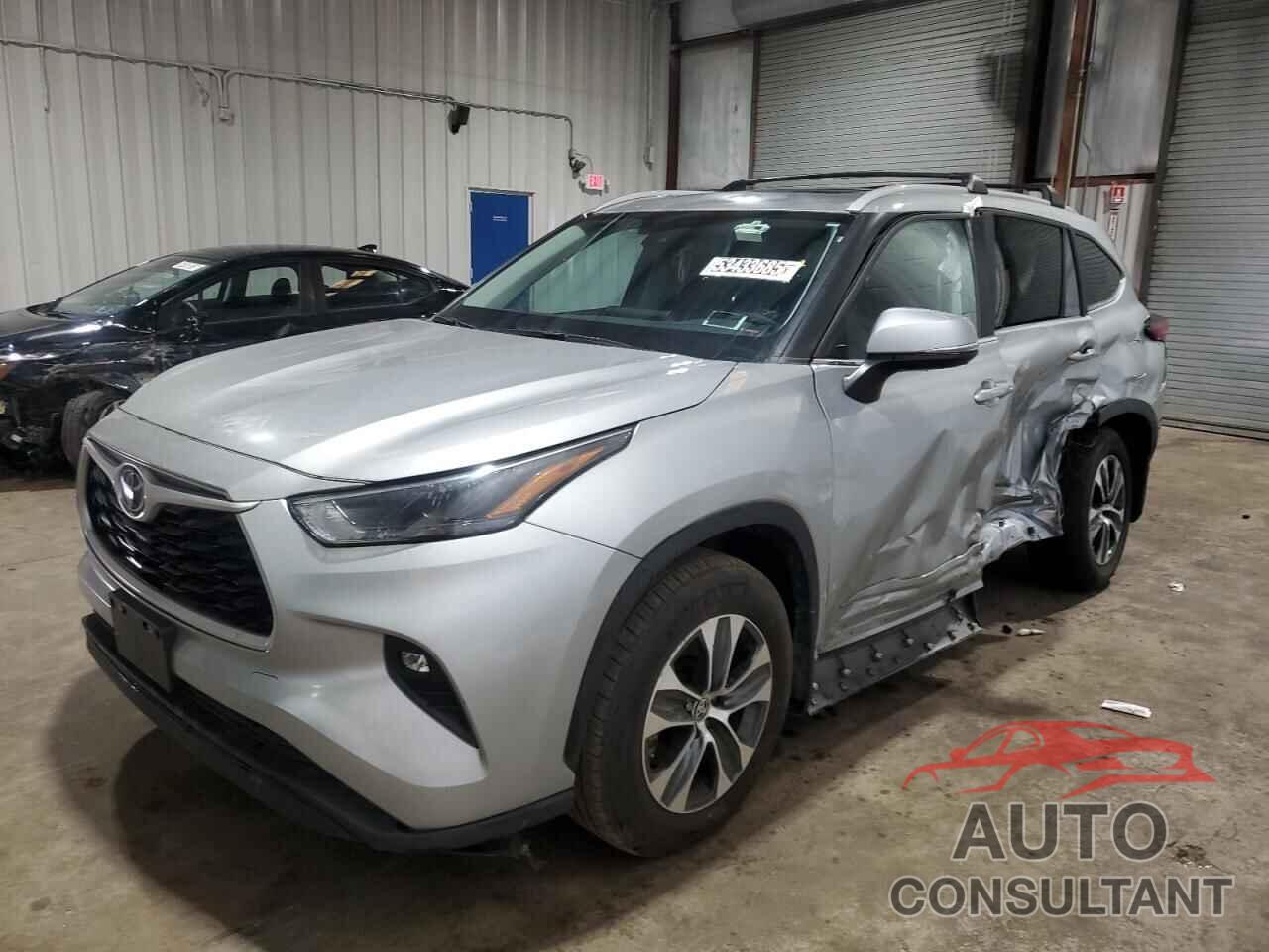 TOYOTA HIGHLANDER 2023 - 5TDKDRBH5PS510064