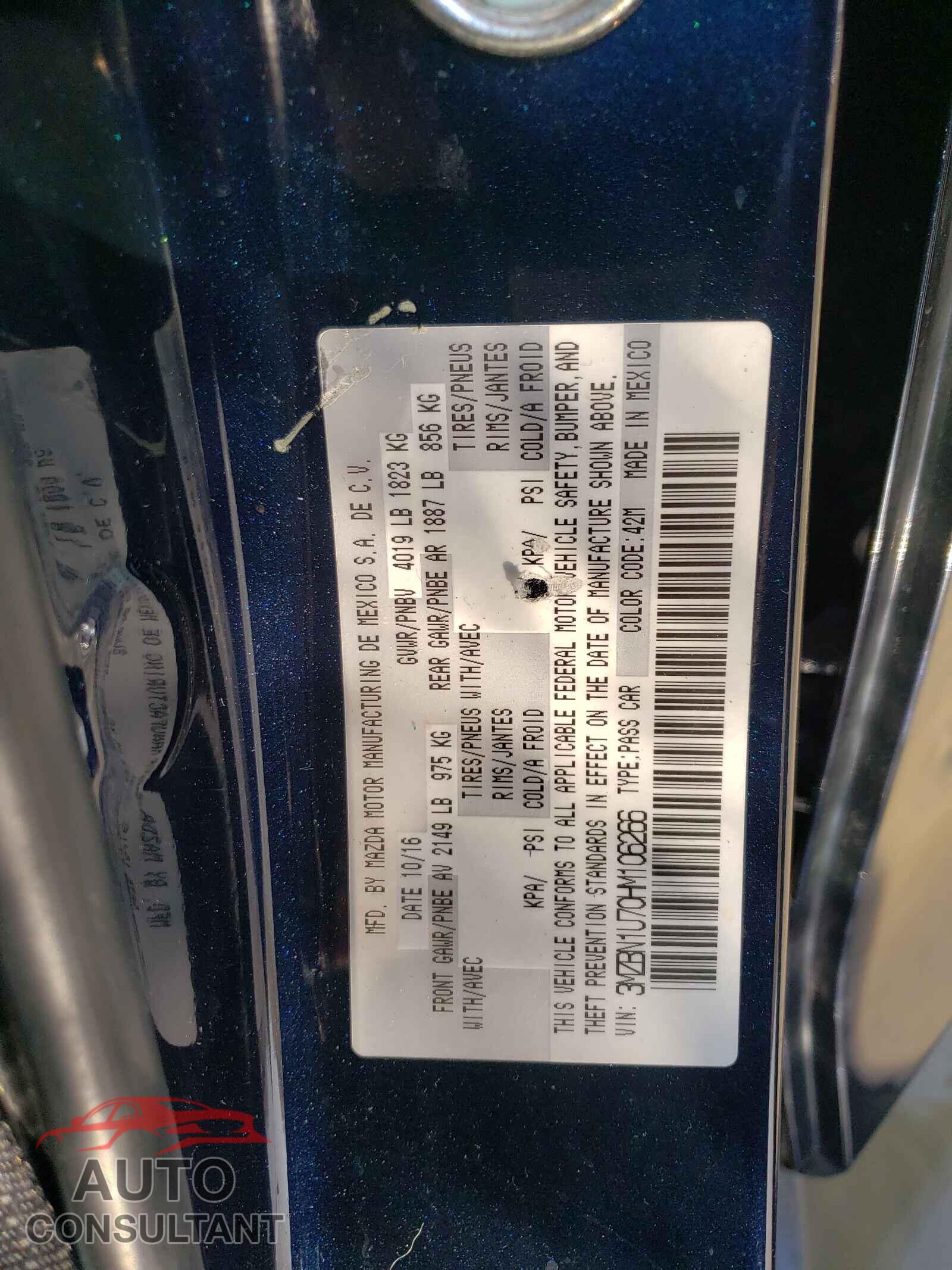 MAZDA 3 2017 - 3MZBN1U70HM106266