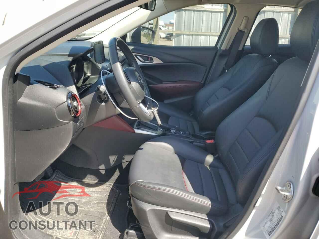 MAZDA CX-3 2018 - JM1DKDC77J0329355