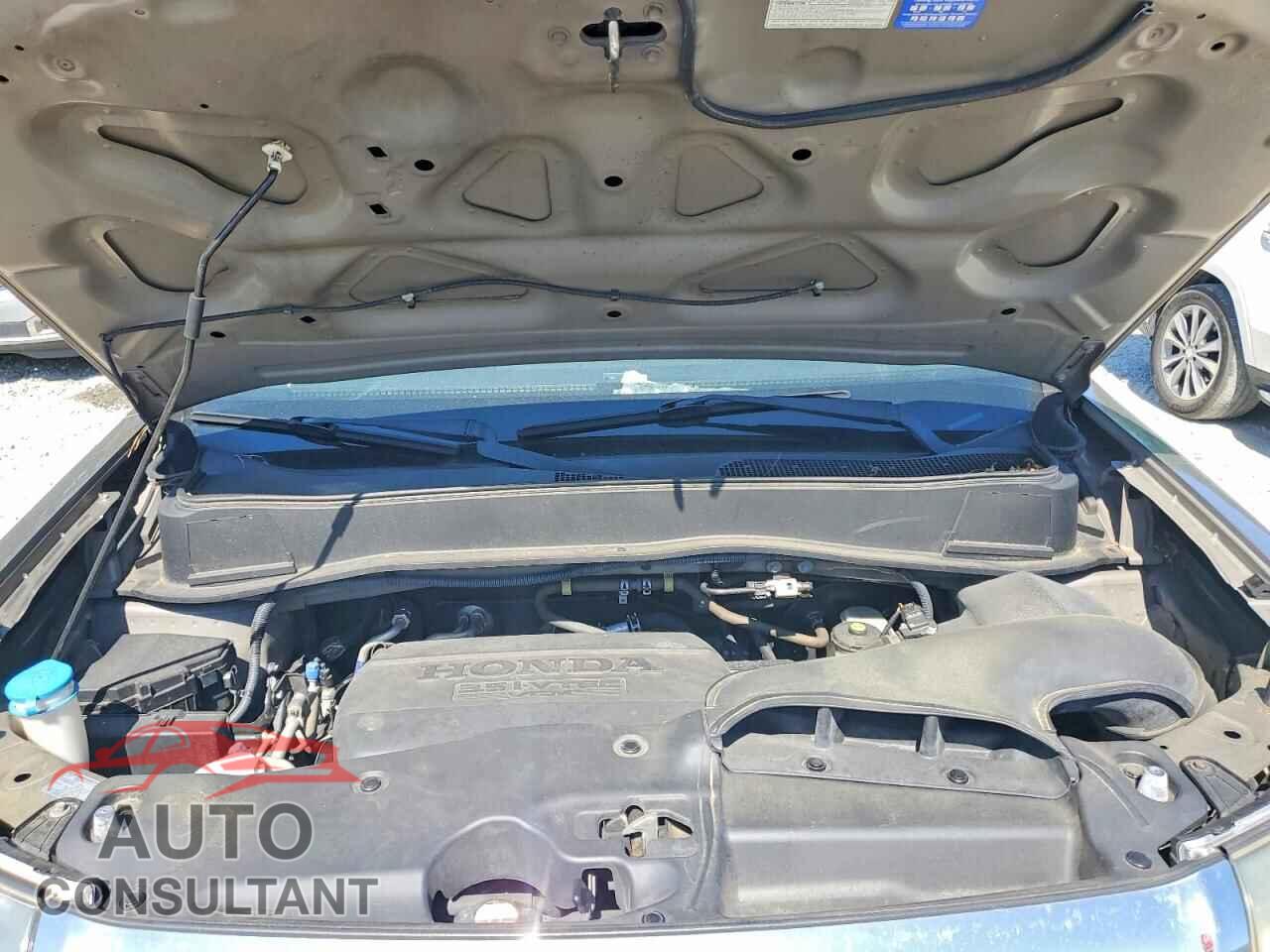 HONDA PILOT 2011 - 5FNYF4H70BB059662
