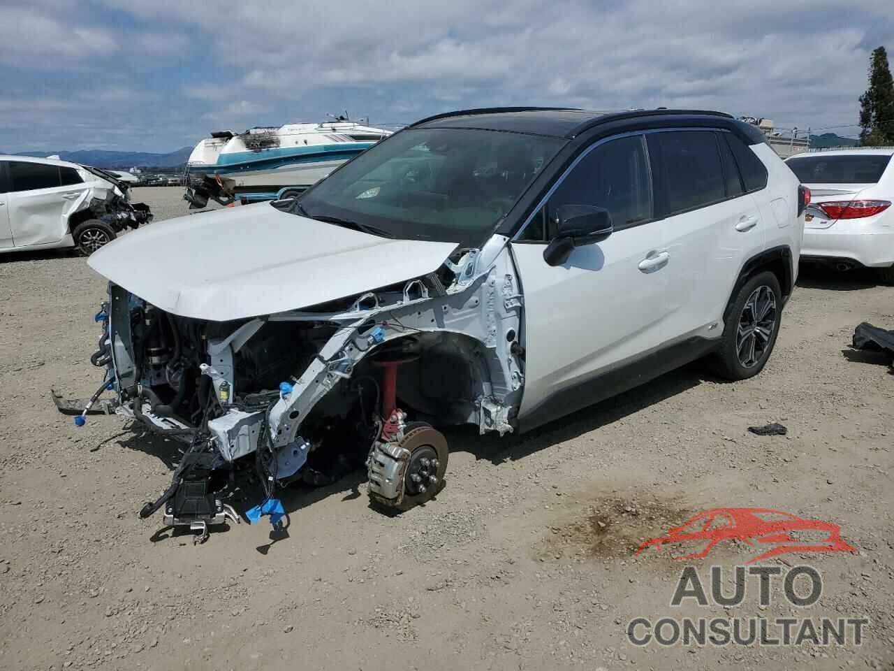 TOYOTA RAV4 2023 - JTMEB3FV4PD149356