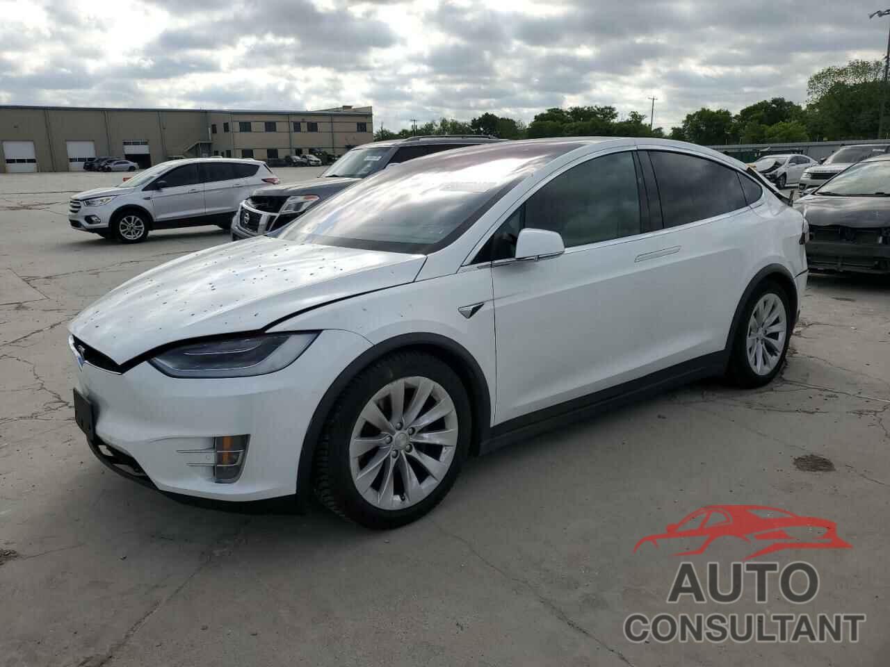 TESLA MODEL X 2020 - 5YJXCBE24LF253100