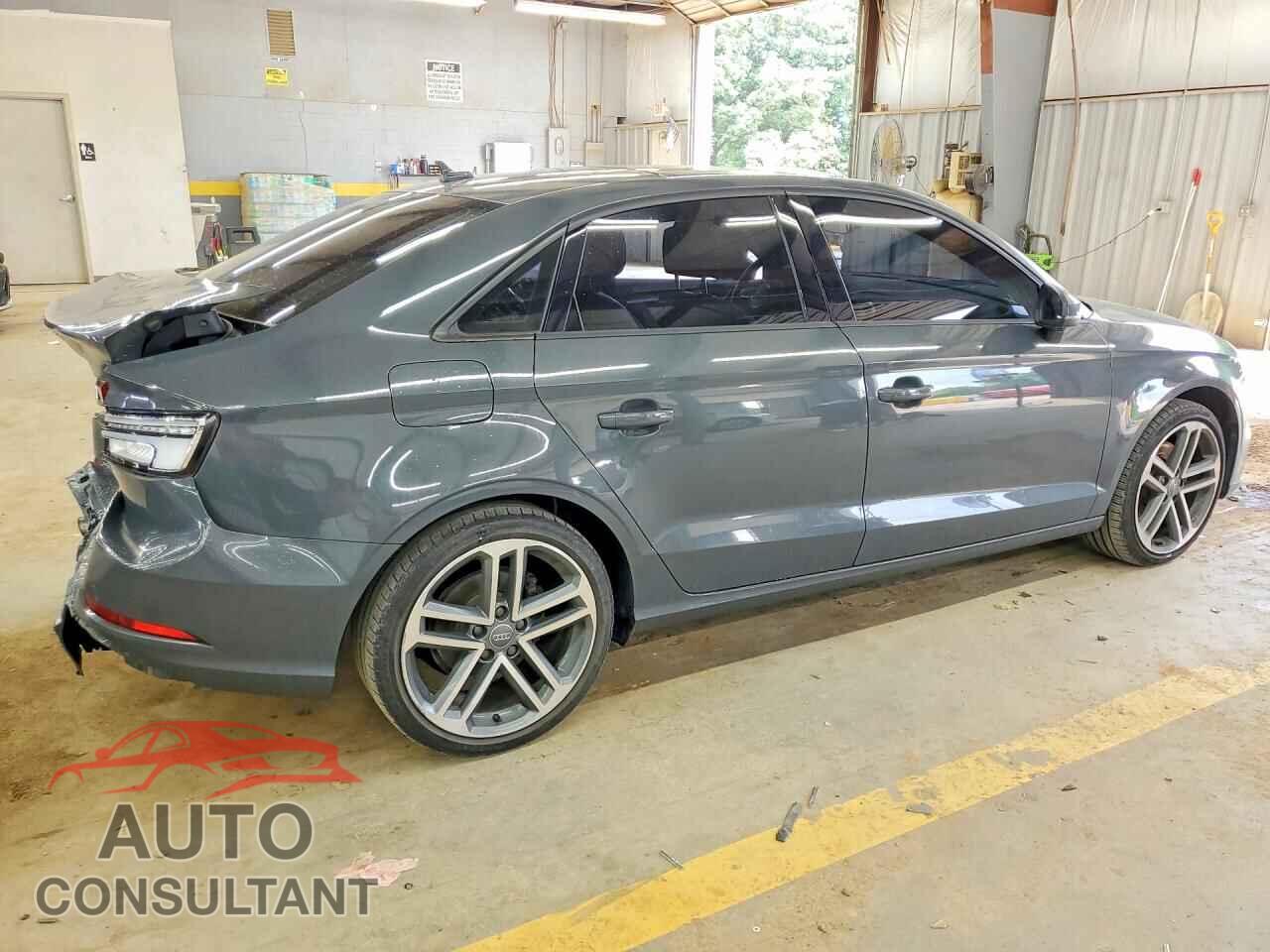 AUDI A3 2017 - WAUAUGFF7H1046277