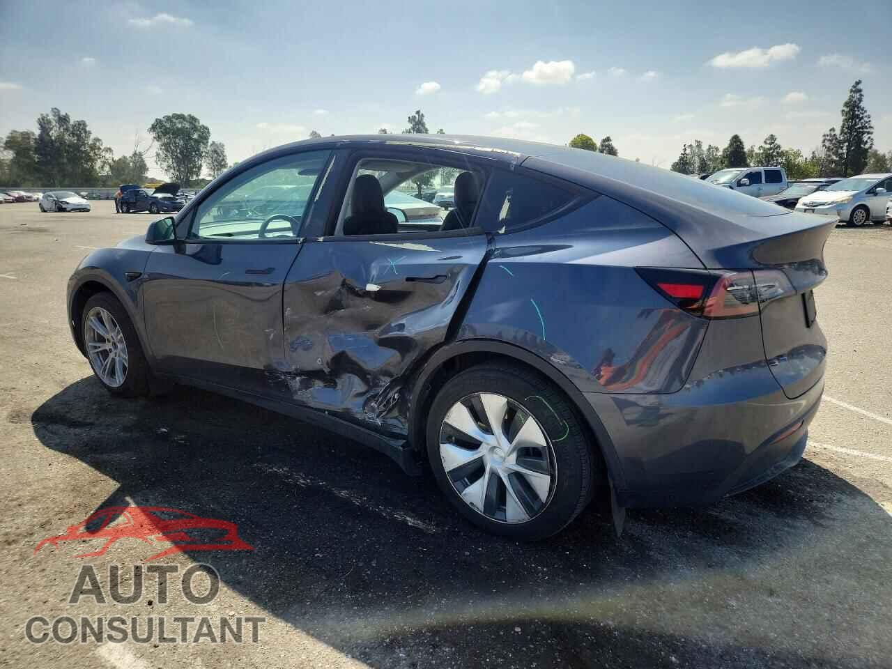 TESLA MODEL Y 2023 - 7SAYGAEE7PF614695