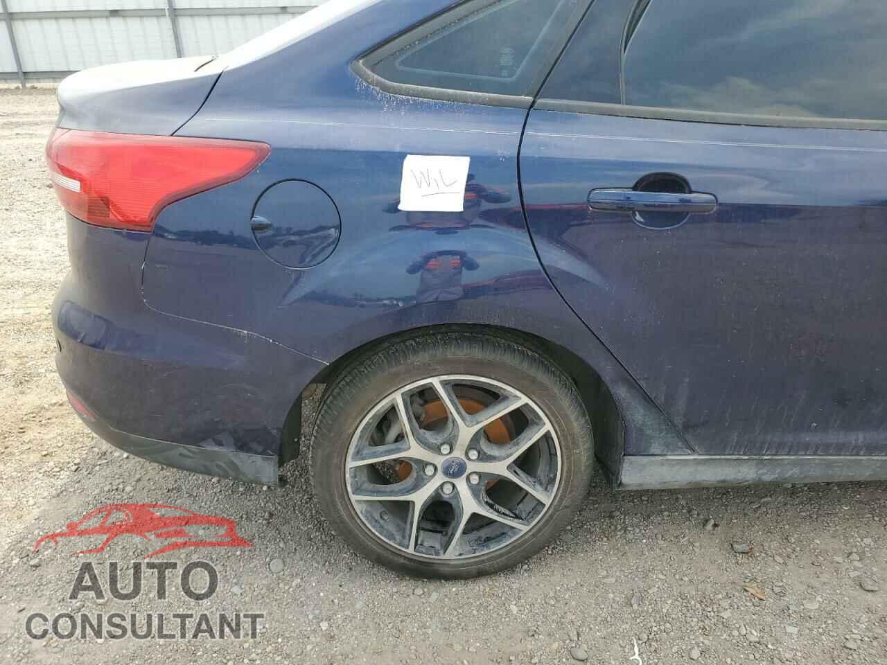 FORD FOCUS 2017 - 1FADP3H21HL328743