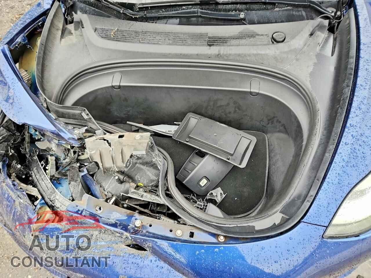 TESLA MODEL 3 2018 - 5YJ3E1EA9JF110196