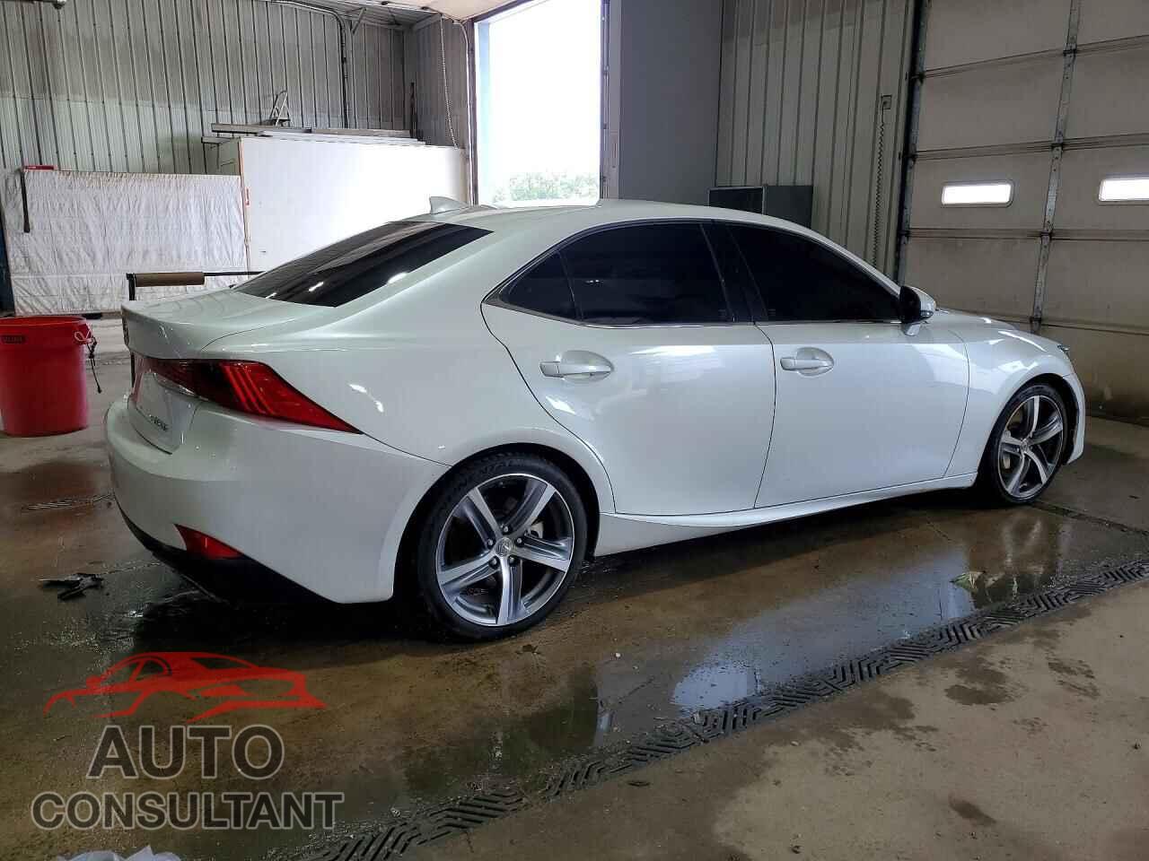 LEXUS IS 2017 - JTHCM1D27H5018222