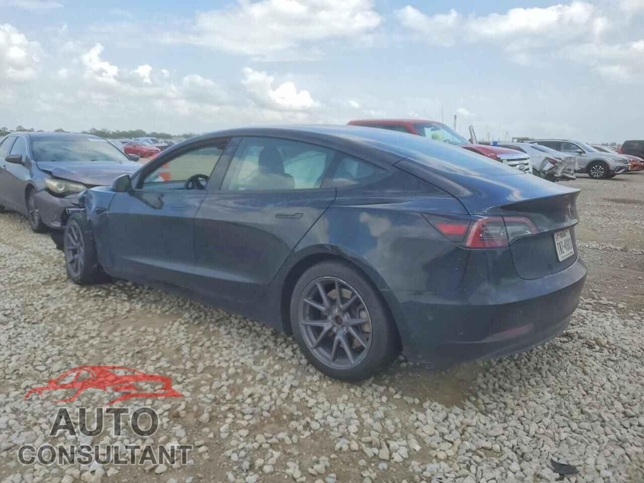 TESLA MODEL 3 2023 - 5YJ3E1EB5PF629120