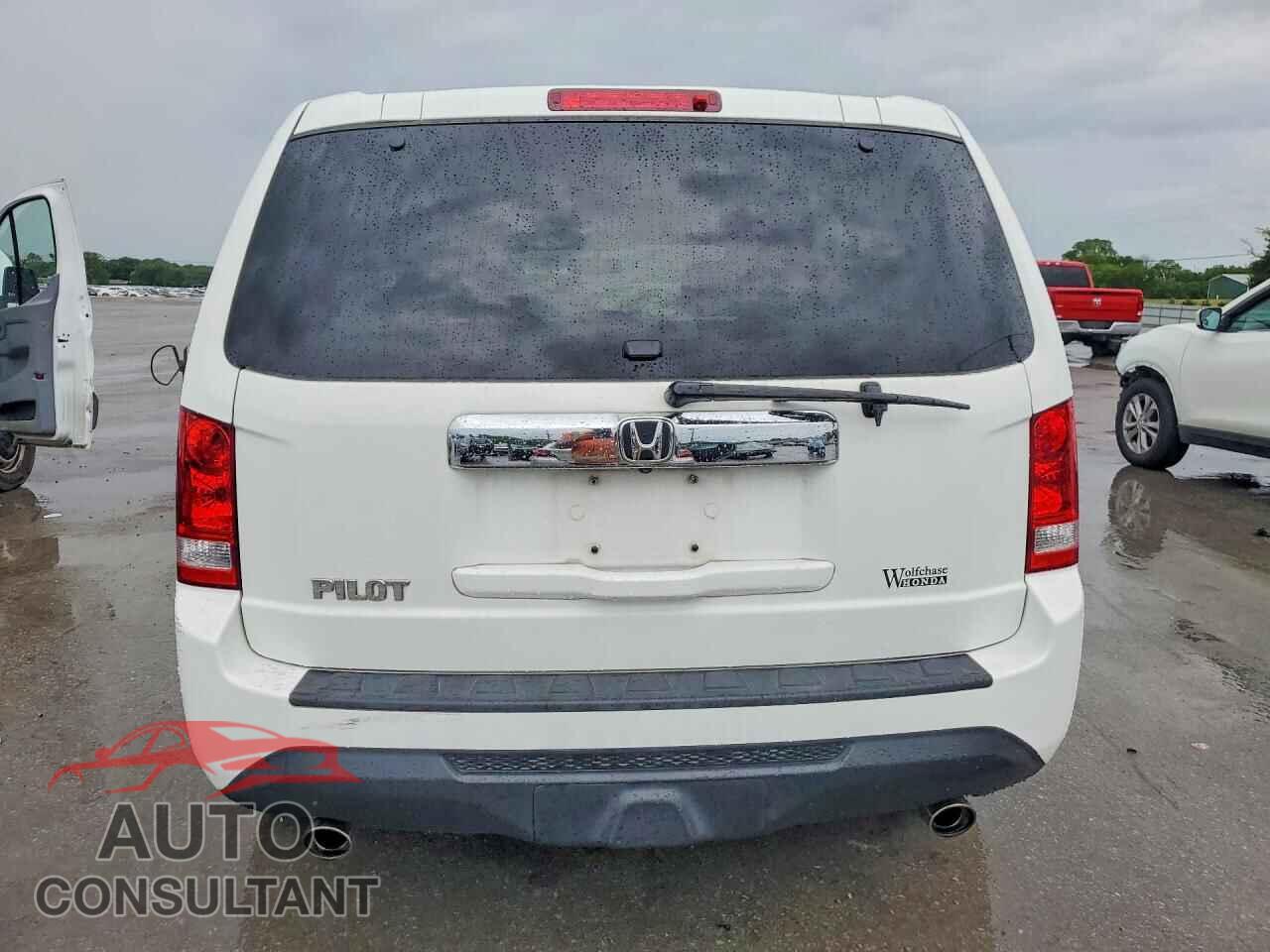 HONDA PILOT 2013 - 5FNYF3H77DB003926
