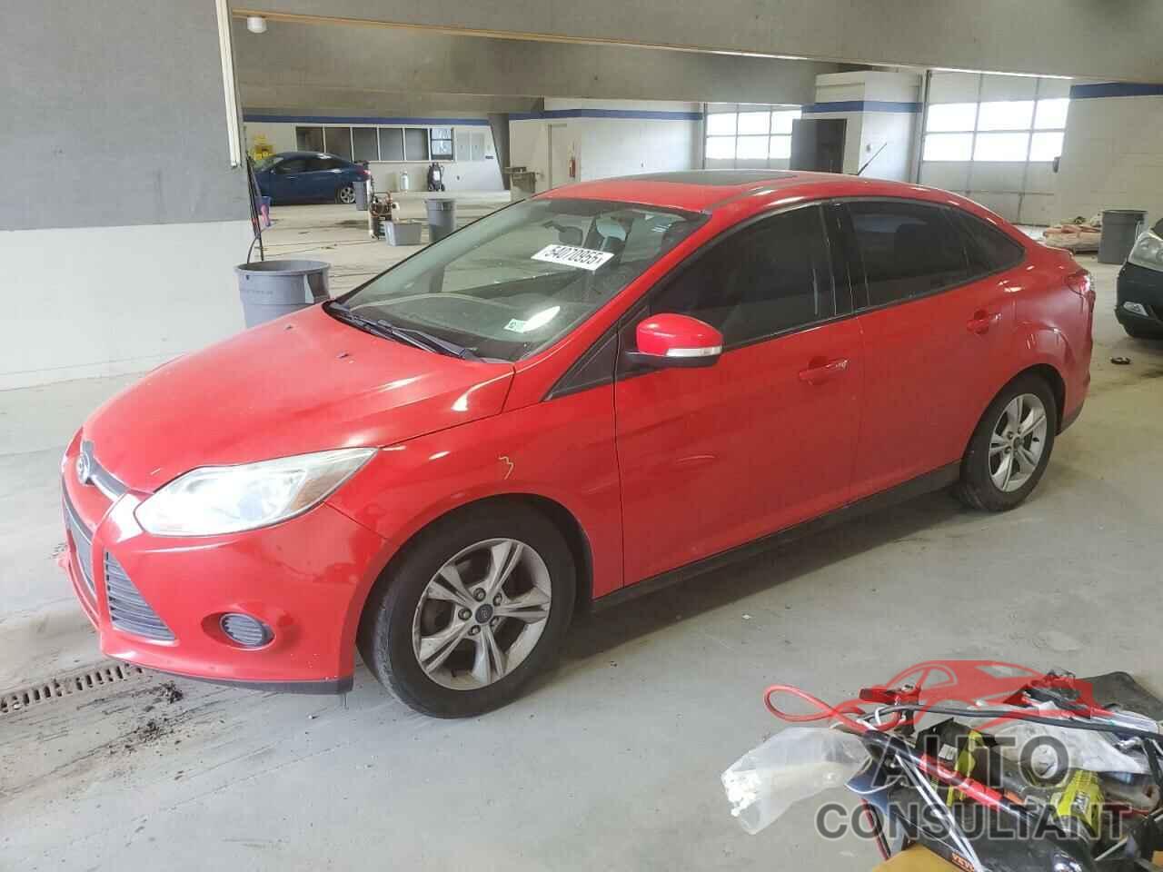 FORD FOCUS 2014 - 1FADP3F2XEL243947