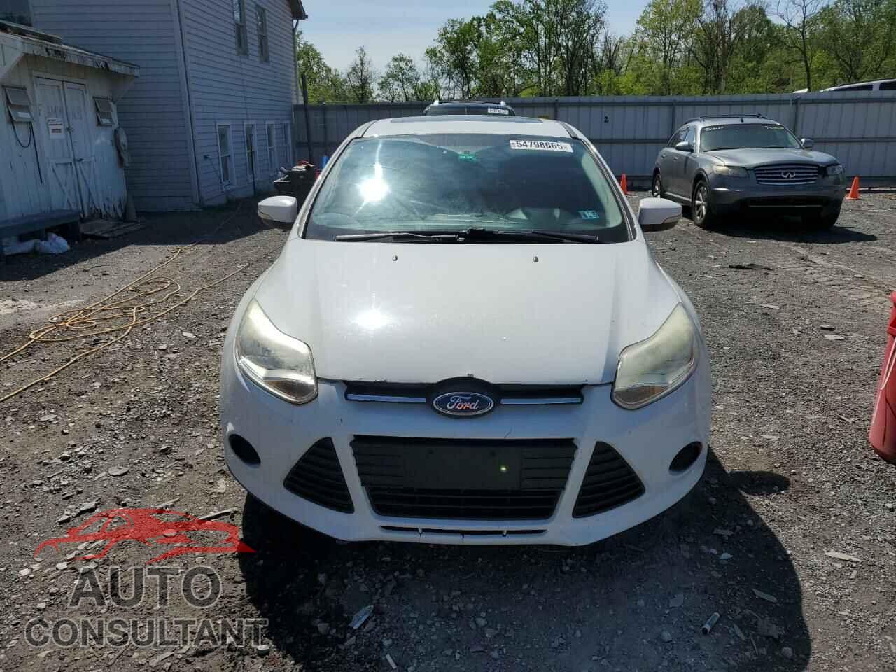 FORD FOCUS 2013 - 1FADP3F24DL128940