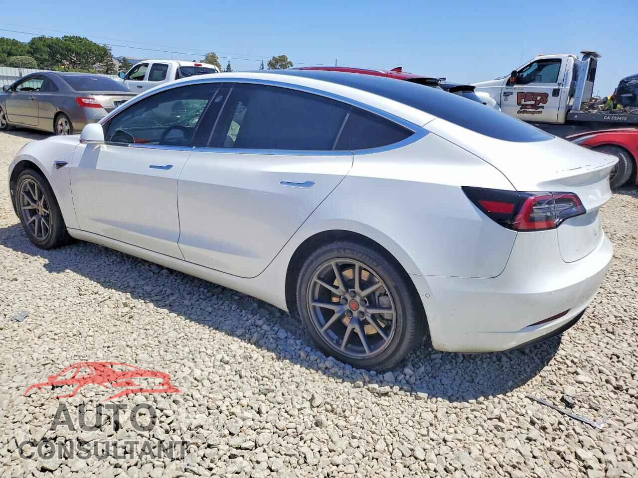 TESLA MODEL 3 2018 - 5YJ3E1EA6JF041211