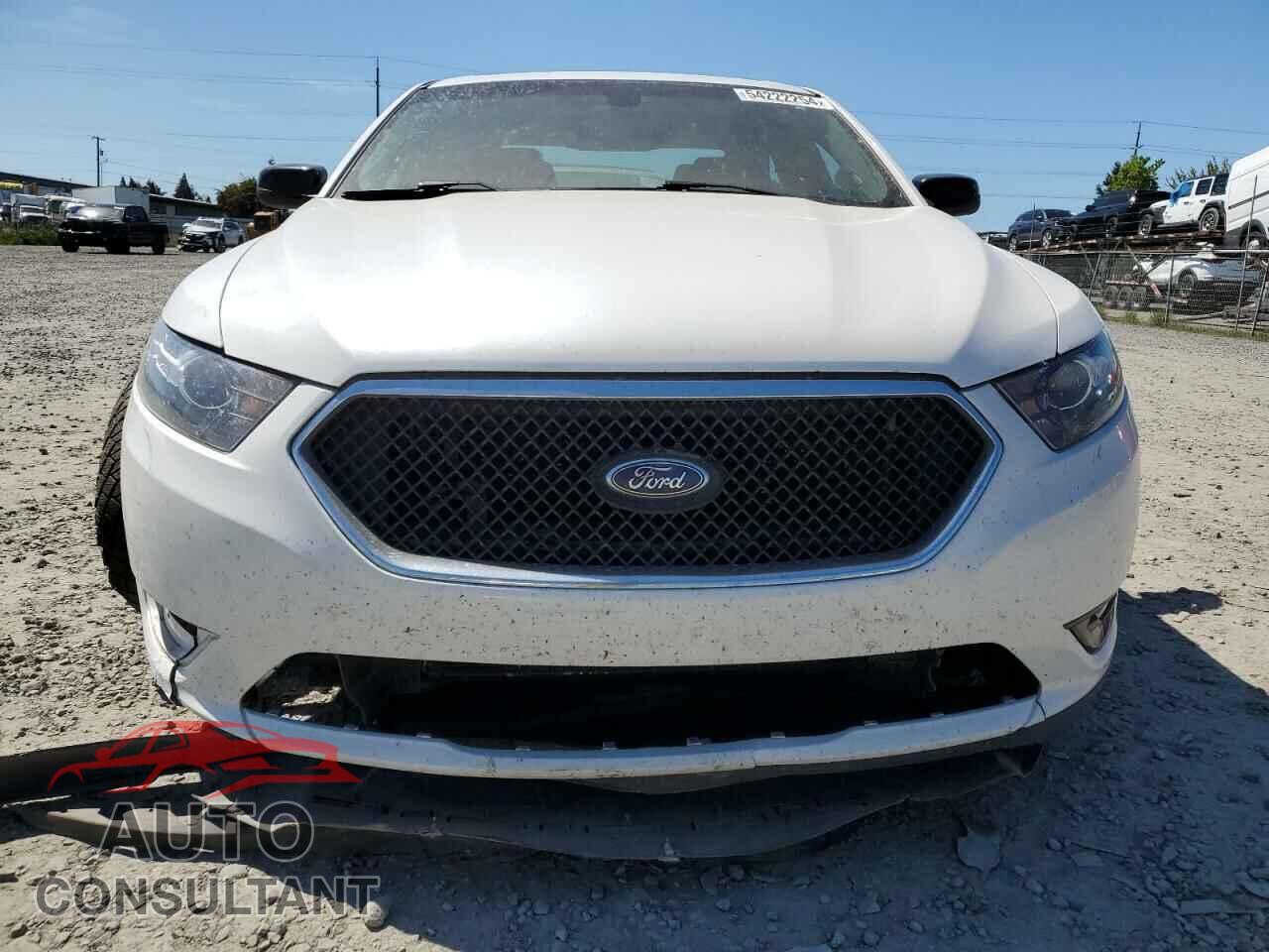 FORD TAURUS 2016 - 1FAHP2KT4GG136480