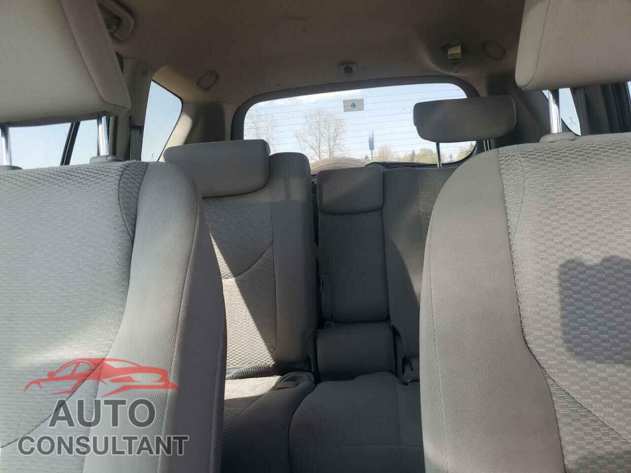 TOYOTA RAV4 2011 - 2T3BF4DV2BW119042