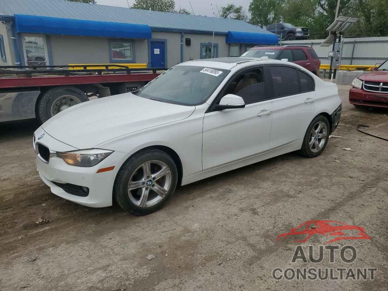 BMW 3 SERIES 2014 - WBA3B1C54EK131221