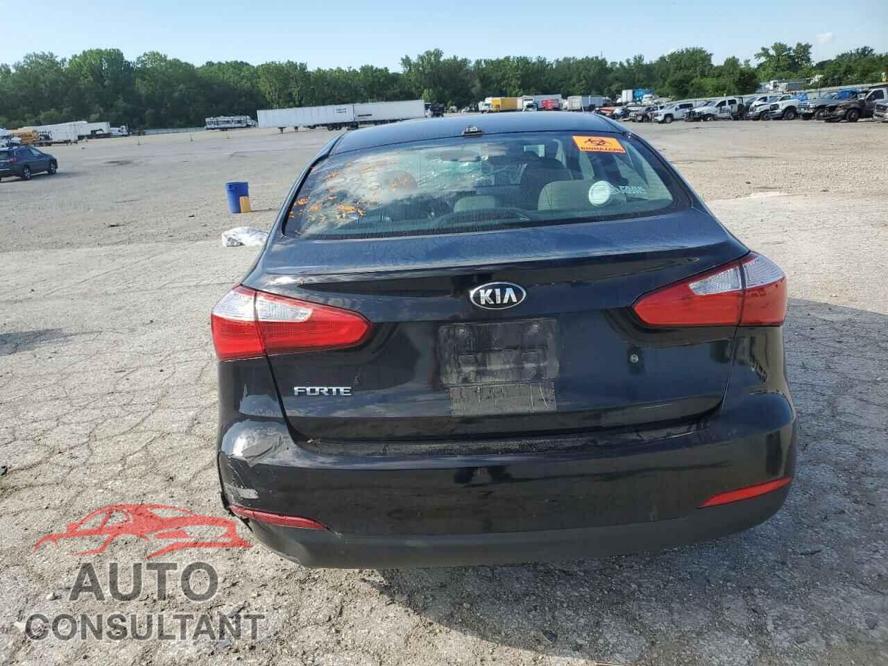 KIA FORTE 2015 - KNAFK4A6XF5426513