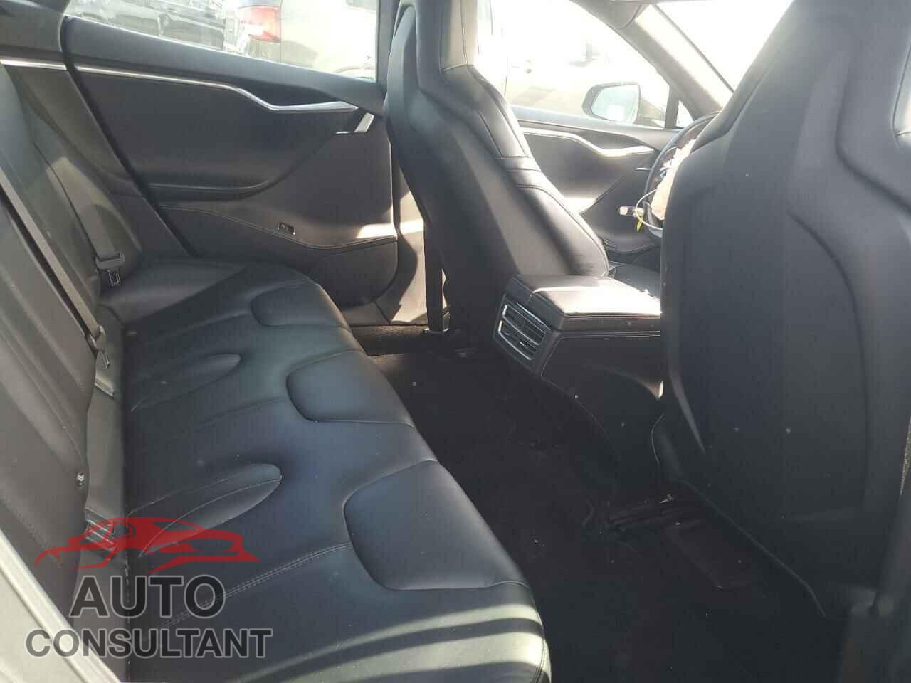 TESLA MODEL S 2016 - 5YJSA1E26GF129054