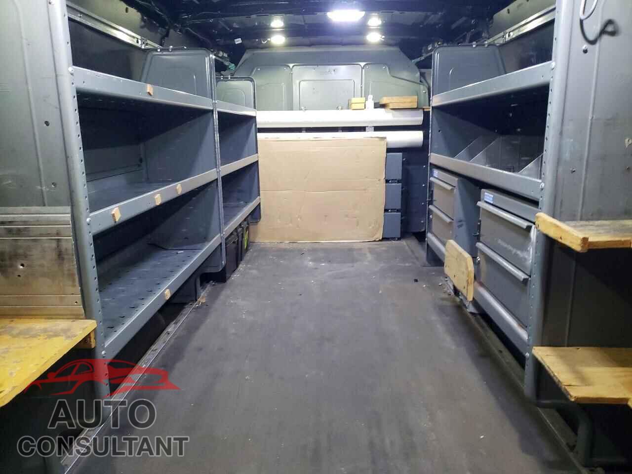 FORD TRANSIT 2017 - 1FTYR2YG5HKB18714