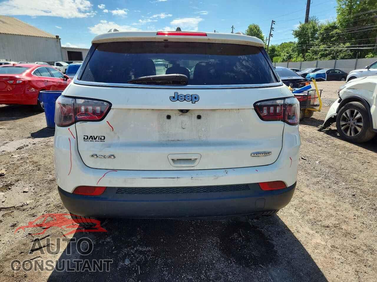 JEEP COMPASS 2019 - 3C4NJDBB2KT801205