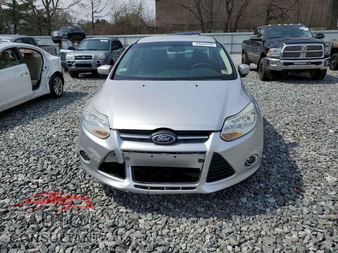 FORD FOCUS 2012 - 1FAHP3F27CL441643