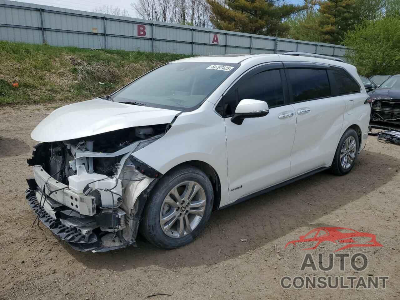 TOYOTA SIENNA 2021 - 5TDESKFC8MS033392