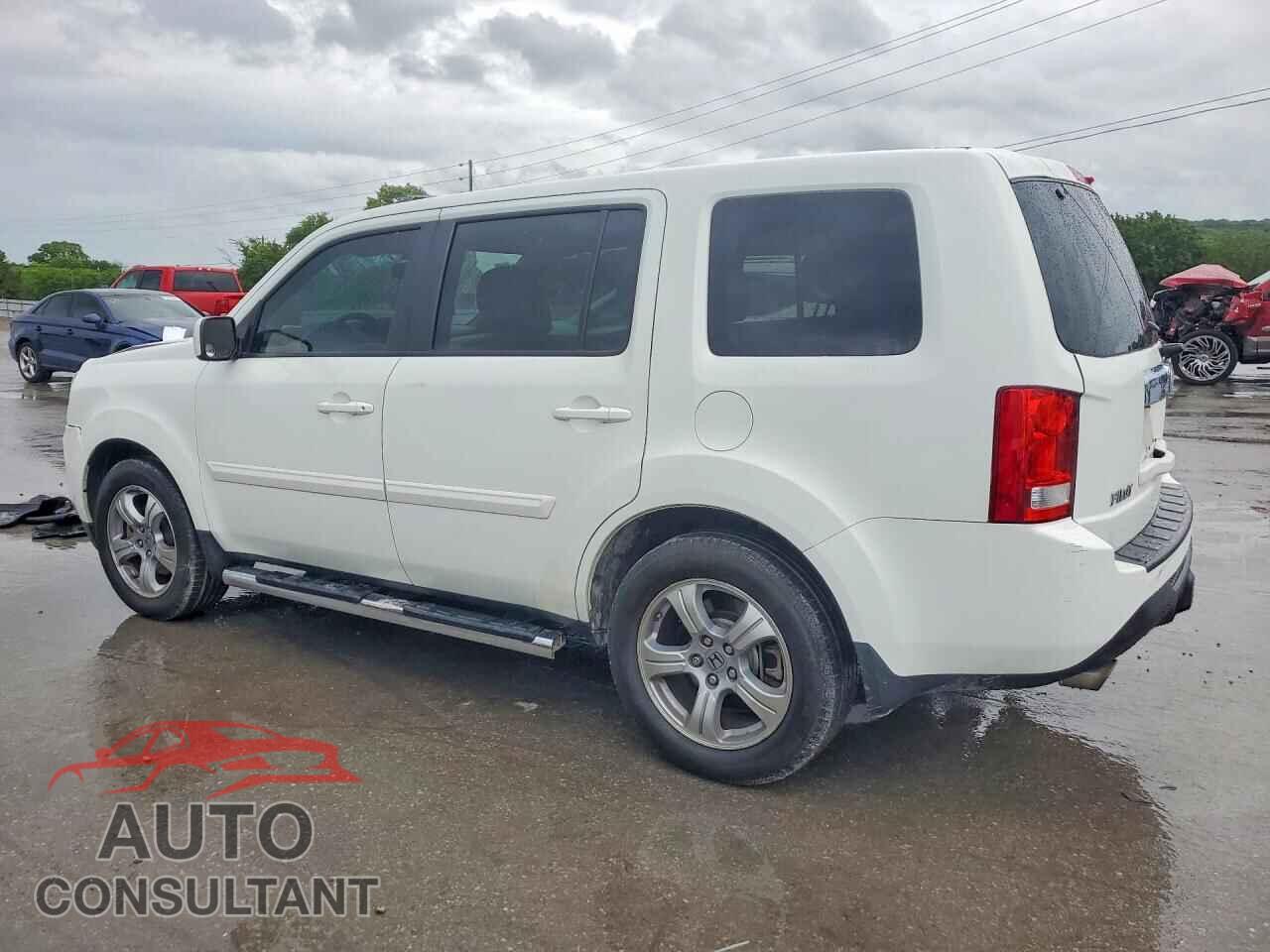 HONDA PILOT 2013 - 5FNYF3H77DB003926